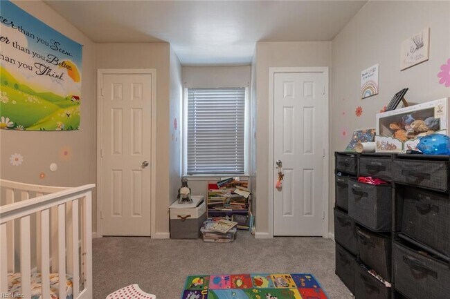 Building Photo - 5479 Lynbrook Landing