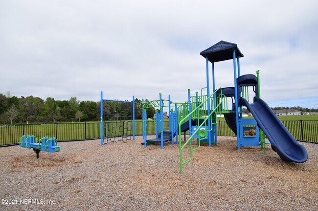 Building Photo - 3590 Sunfish Dr