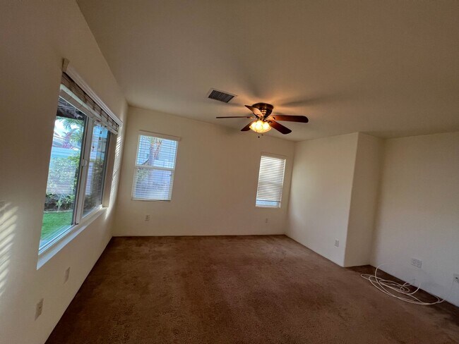 Building Photo - Lovely 3 bedroom 2 bath home in Ka Makana ...
