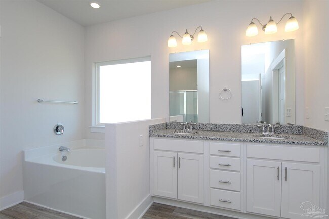 Building Photo - 10988 Coues Dr