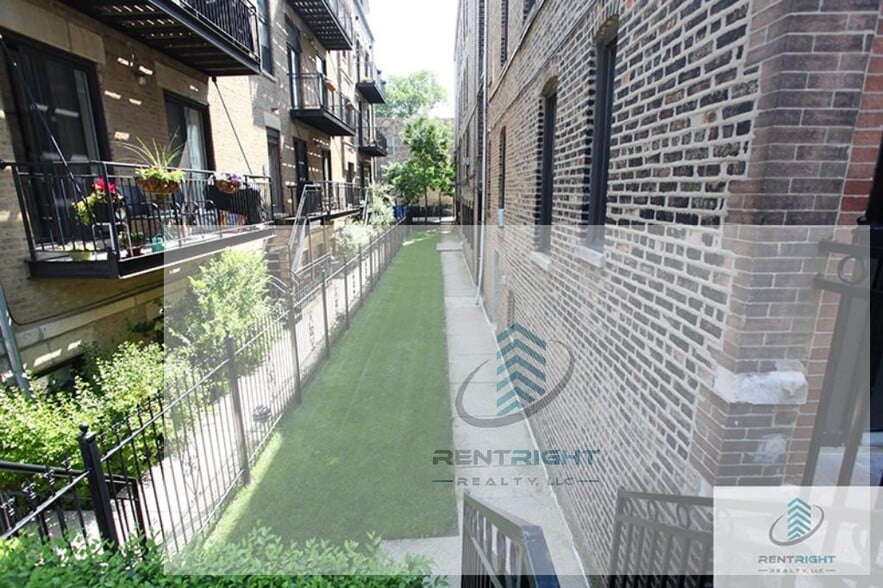 Building Photo - 1311 N Bosworth Ave