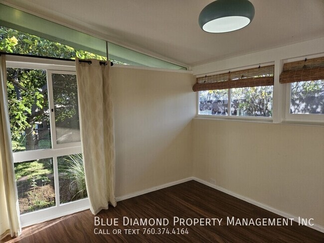 Building Photo - 259 Santa Clara Dr