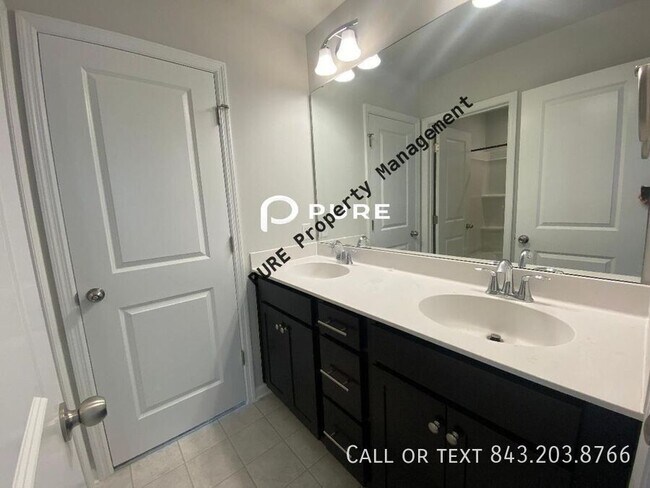 Building Photo - 419 Brookgreen Dr