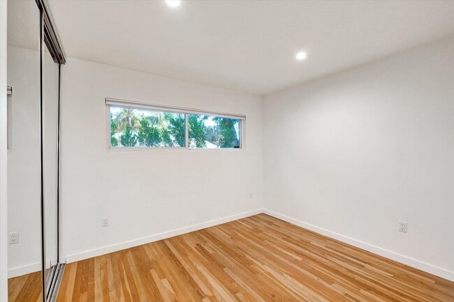 Building Photo - 5400 82nd W St