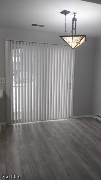 Building Photo - 15 Broad St