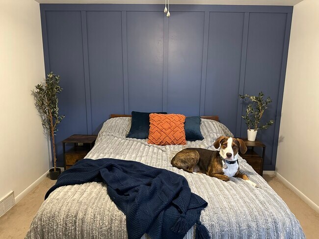 Building Photo - 9434 Sheralee Dr