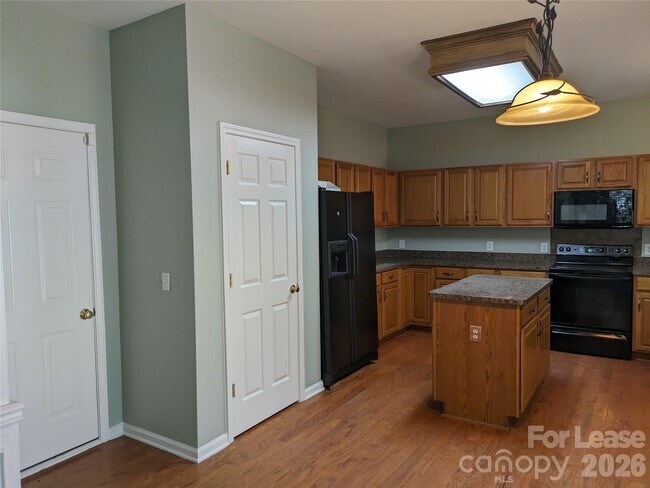 Building Photo - 114 Coronilla Rd