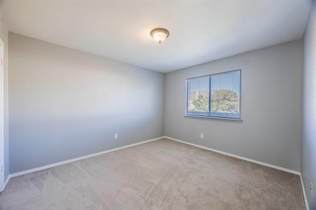 Building Photo - 2705 Trophy Dr