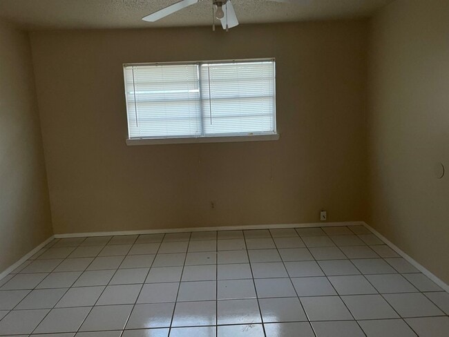 Building Photo - 125 Joe Rice Dr