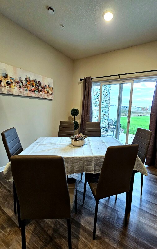 Building Photo - 17904 Giants Wy