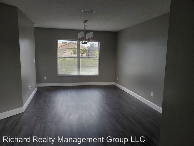 Building Photo - 4 br, 2 bath House - 1020 Lester Ridge Court
