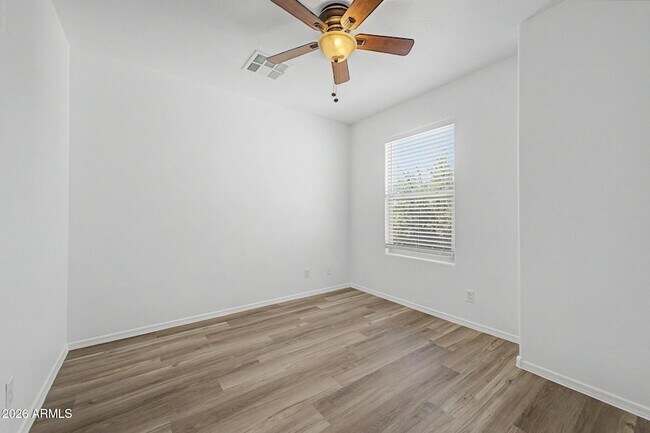 Building Photo - 8777 W Dahlia Dr