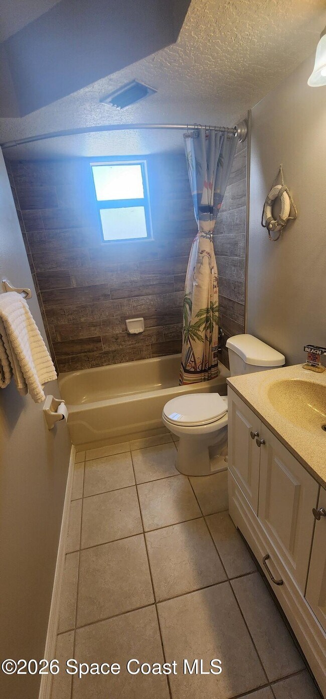 Building Photo - 8208 Presidential Ct