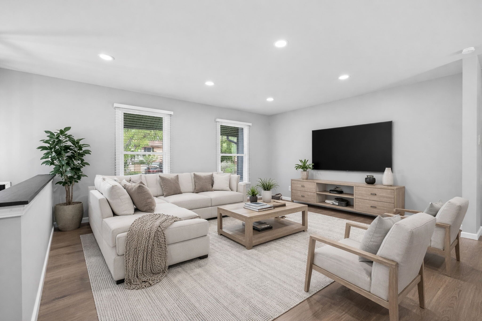 Living Room - 3200 Schaffner Dr