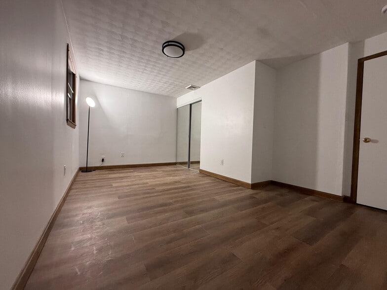 Building Photo - 55 N Belgian Rd