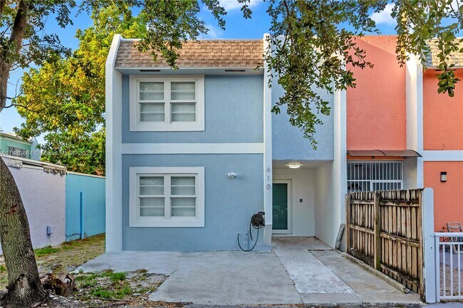 Primary Photo - 610 NW 11th St