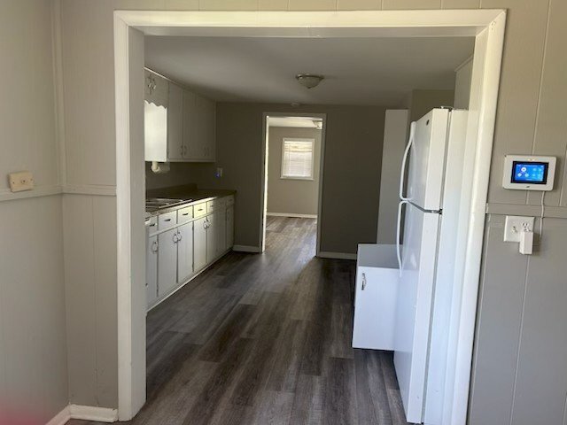 Building Photo - 3247 Clover Dr