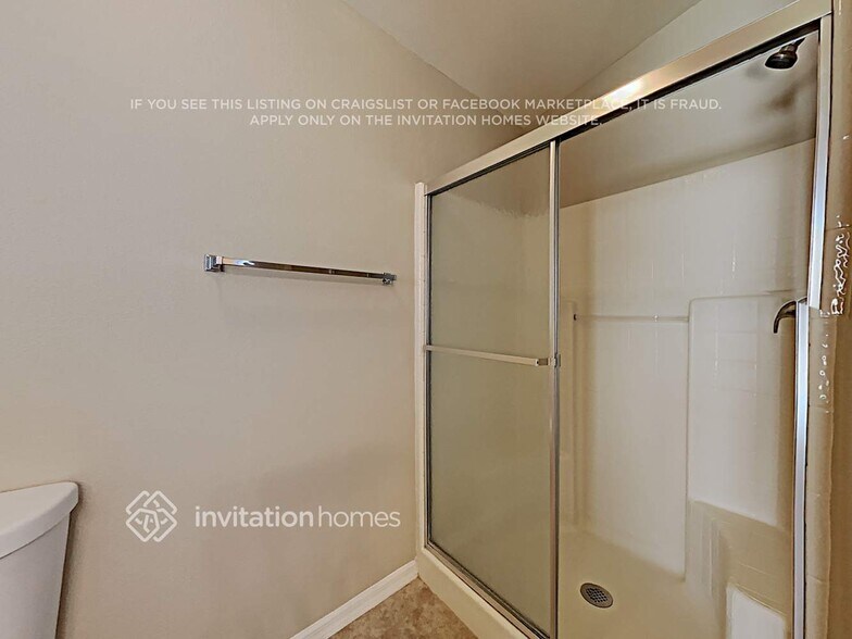 Building Photo - 4870 Manchester Dr