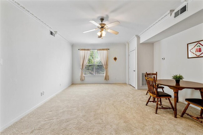 Building Photo - 6655 W Sam Houston Pkwy S