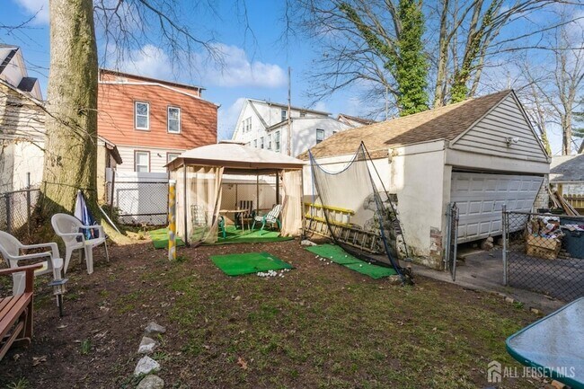 Building Photo - 41-43 Poe Avenue Unit