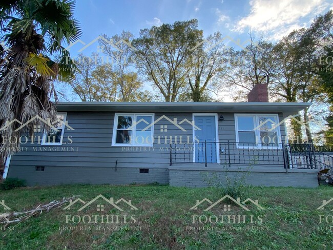 Primary Photo - Fully Renovated 3-Bedroom Home - Walking D...