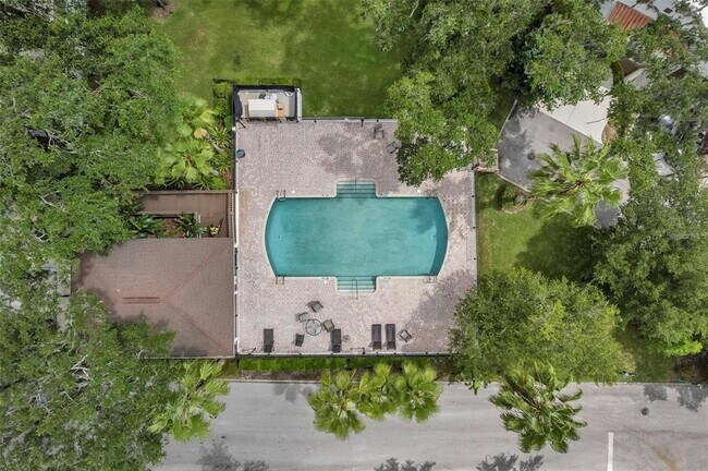 Building Photo - 8626 Miramar Terrace Cir