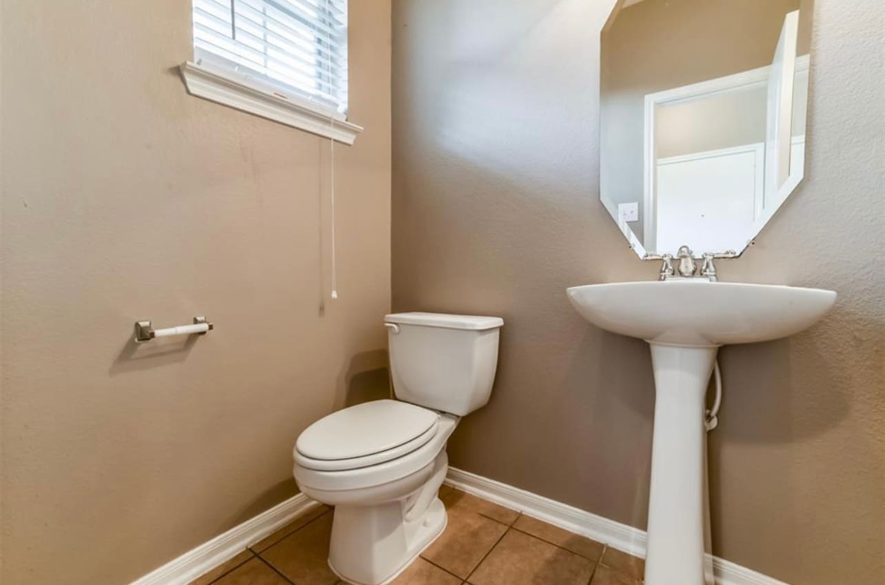 Downstairs Half Bathroom - 8126 Montague Manor Ln