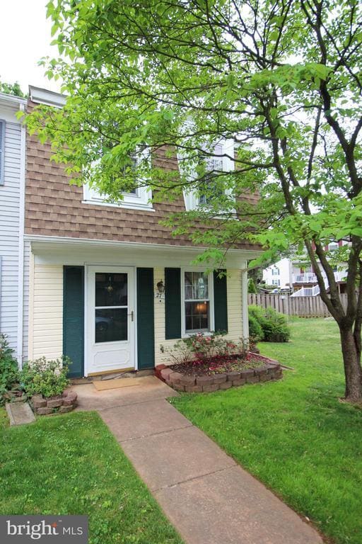 Building Photo - 27 Bickel Ct