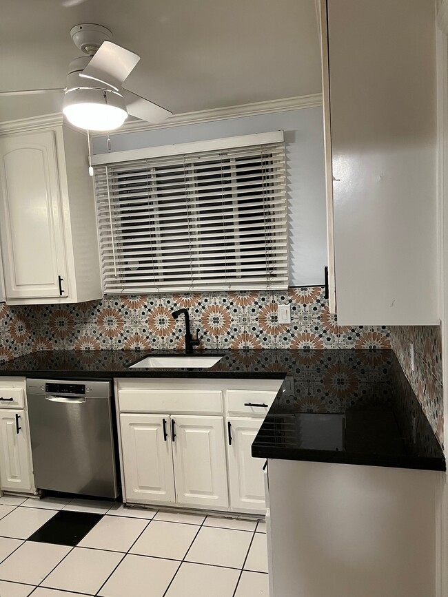 Kitchen - 10804 Ashby Ave