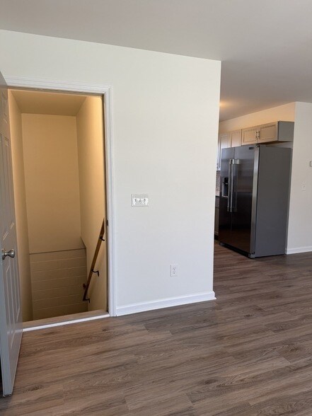 Building Photo - 157 Vulco Dr