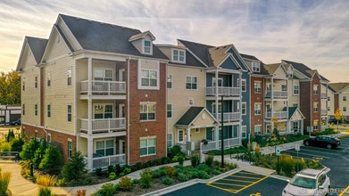 Building Photo - Eastbanks of Lake Zurich