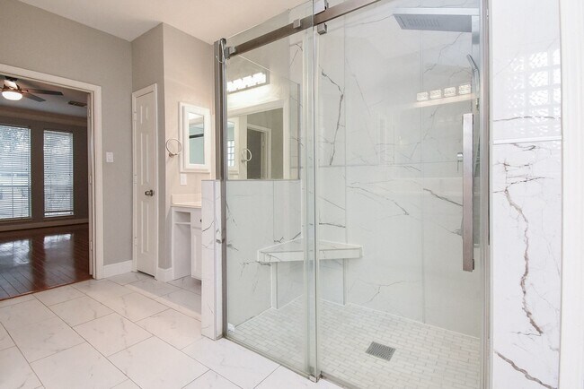 Building Photo - 51 Rivercoach Ln