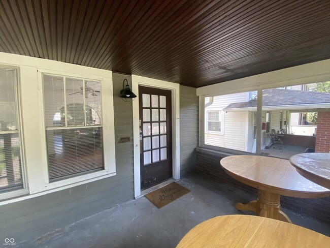 Building Photo - 5275 N College Ave