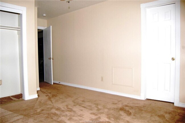 Building Photo - 205 Winter Park