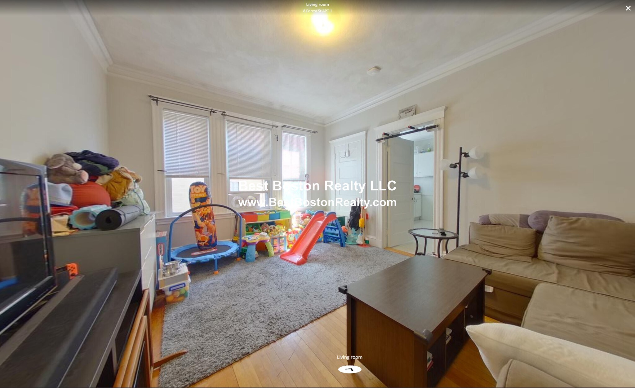 Building Photo - 8 Forest St