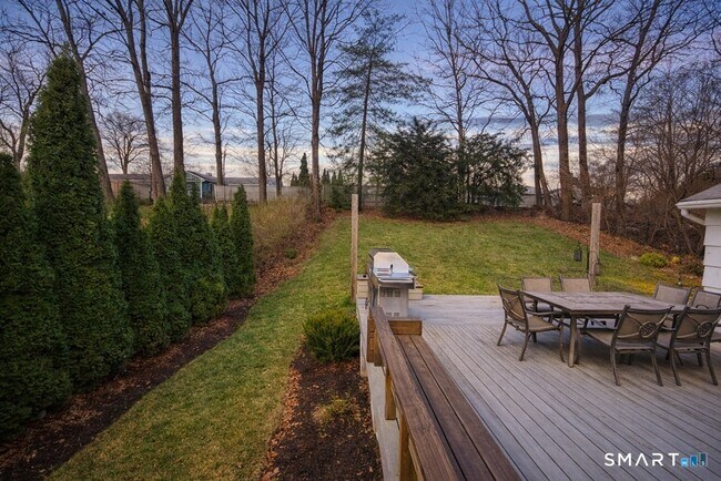 Building Photo - 9 Cobblers Ln