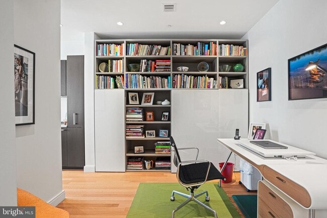 Building Photo - 1177 22nd St NW