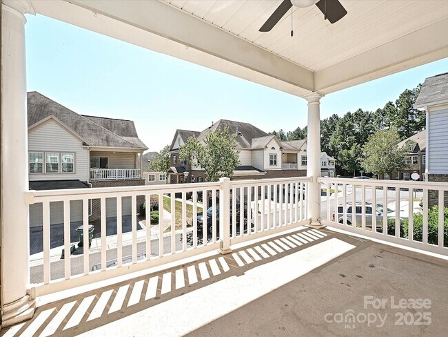 Building Photo - 14604 Monferrato Way