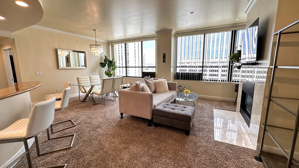 Building Photo - 450 N Arlington Ave