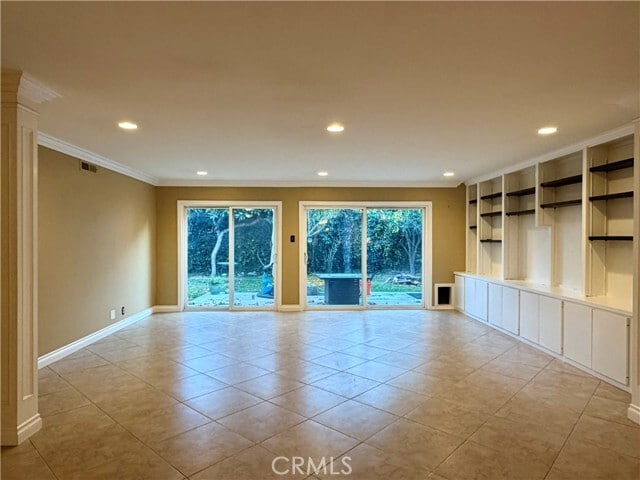 Building Photo - 4848 Ironwood Ave