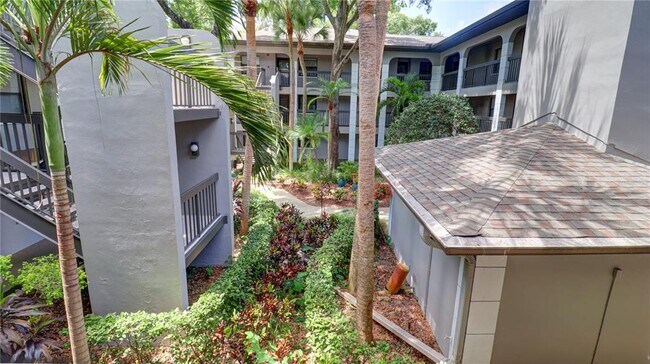 Building Photo - 3399 Mermoor Dr