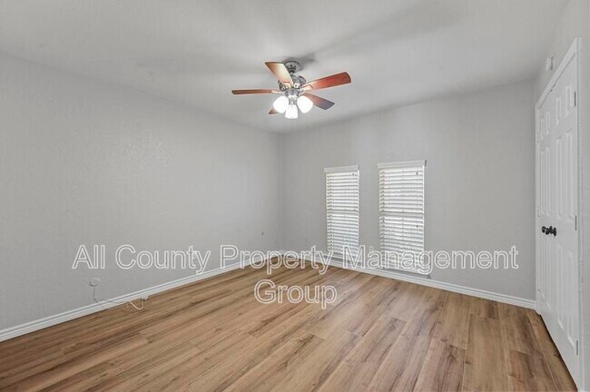 Building Photo - 3108 Shady Brook Dr