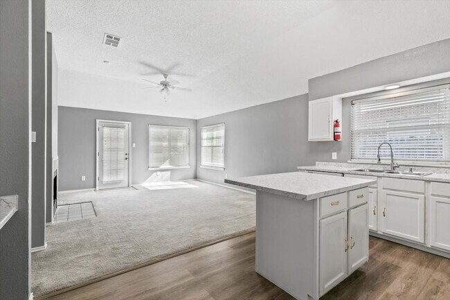 Building Photo - 9061 Blue Ridge Trail