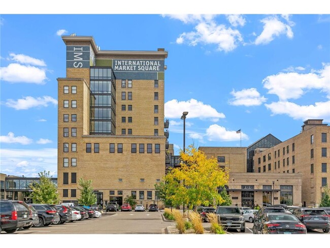Building Photo - 290 Market St
