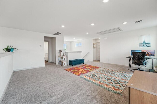 Building Photo - 406 Big Cypress Byu Rd