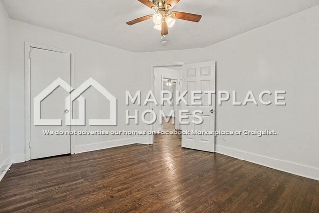 Building Photo - 2801 Palm Dr