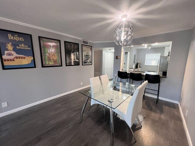 Building Photo - 2920 SW 22nd Ave