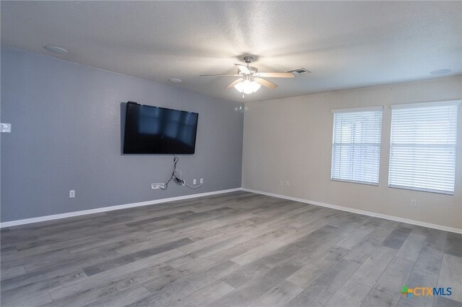 Building Photo - 2203 Love Rd
