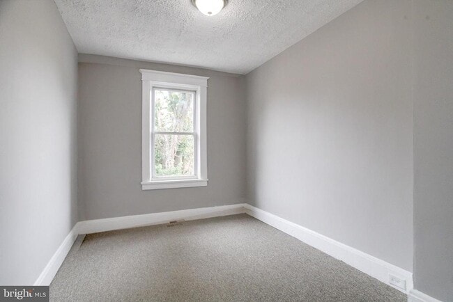 Building Photo - 2908 Oakley Ave