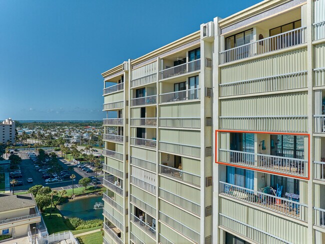 Building Photo - 10600 S Ocean Dr